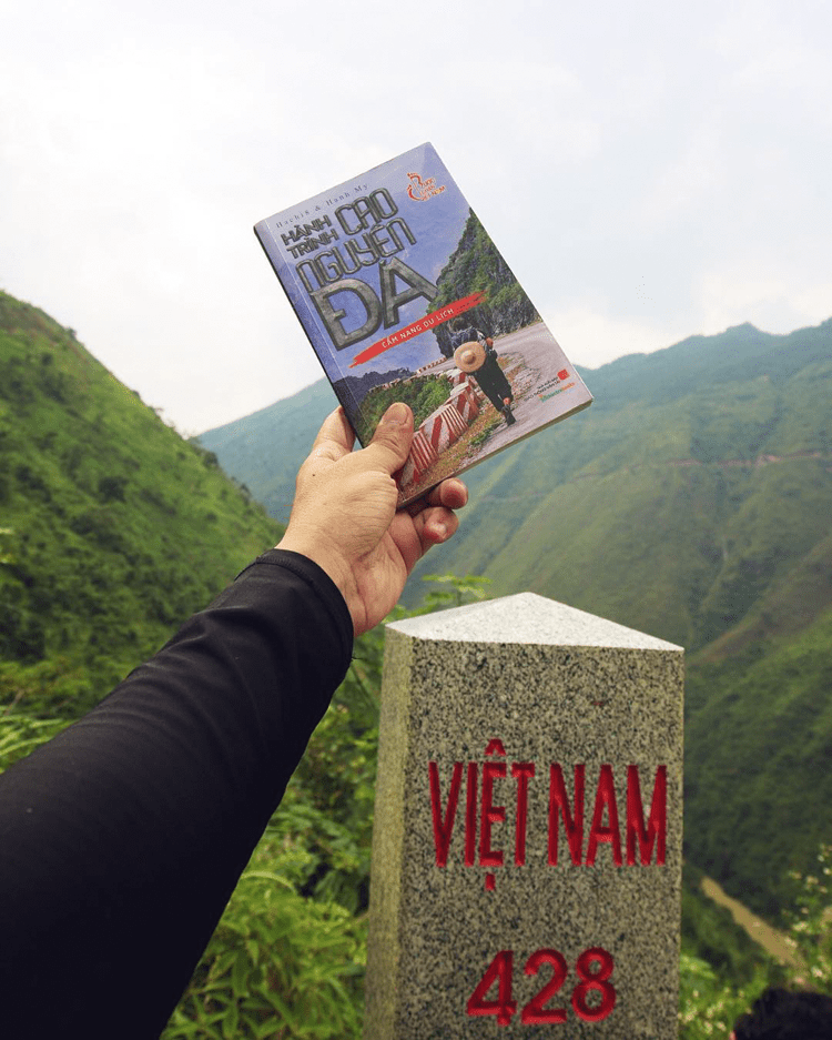  Tham Quan Cột cờ Lũng Cú hay cột mốc 428 là cực Bắc Việt Nam 6