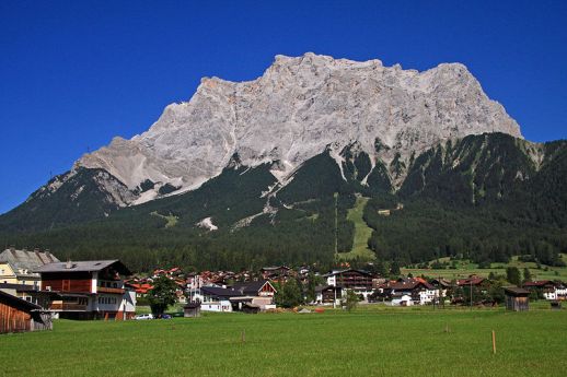 800px Zugspitze 2