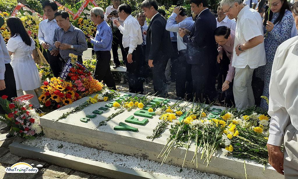 Khu tưởng niệm Alexandre Yersin Nha Trang