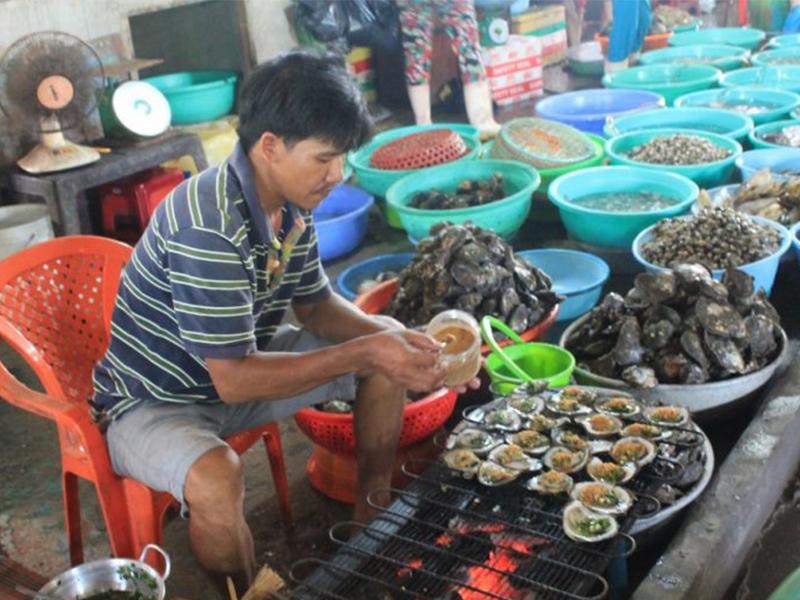 chợ hải sản Hòn Lao đảo khỉ Nha Trang 