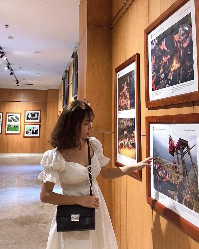 Bảo tàng Thư viện Quảng Ninh: 'Đẹp - Độc - Lạ' thu hút giới trẻ