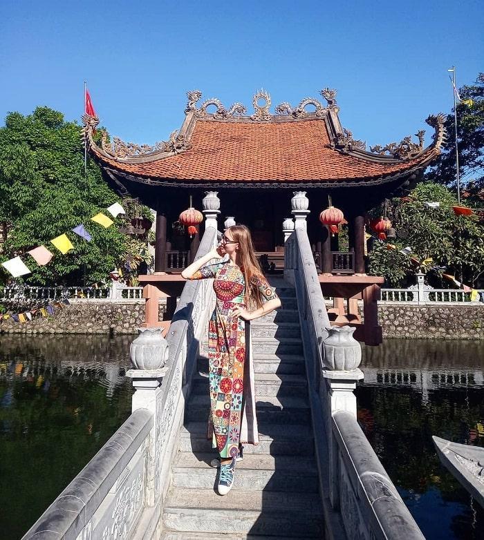 chùa trên mặt nước - công trình ấn tượng nhất tại  chùa Phổ Chiếu