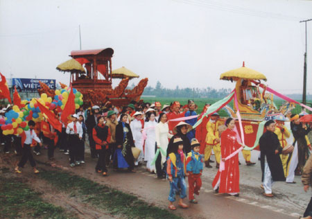 Lễ hội Đền Cuông