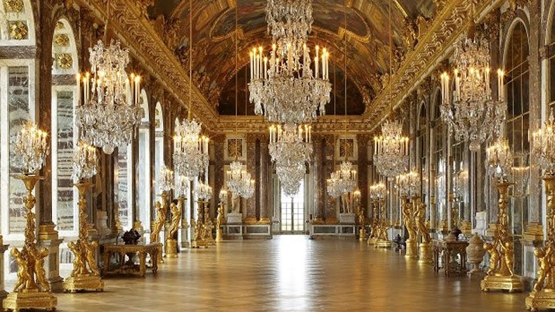 Khám phá cung điện trang nghiêm và lãng mạn Versailles Paris