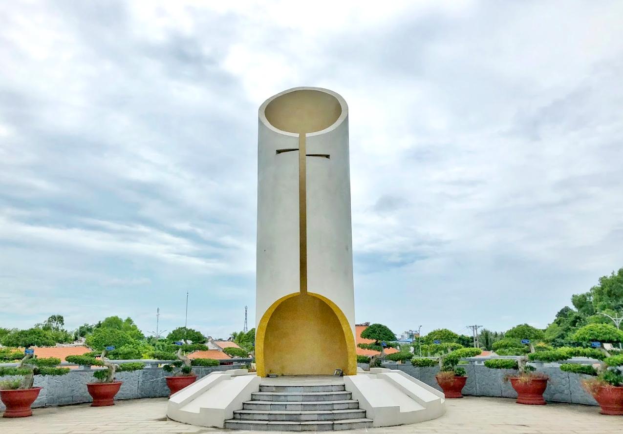 khu tưởng niệm nhạc sĩ Cao Văn Lầu2
