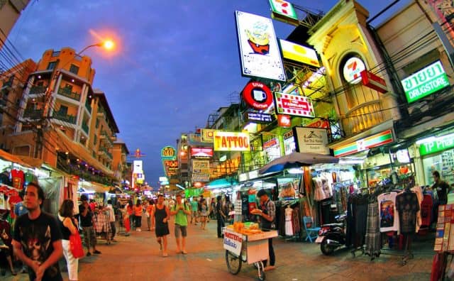 Phố Khao San điểm đến du lịch Bangkok vô cùng lý thú (Ảnh ST)