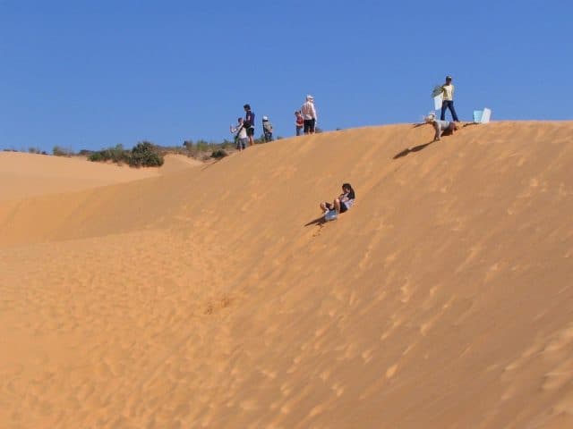 Chech in ở đồi cát Phương Mai Bình Định
